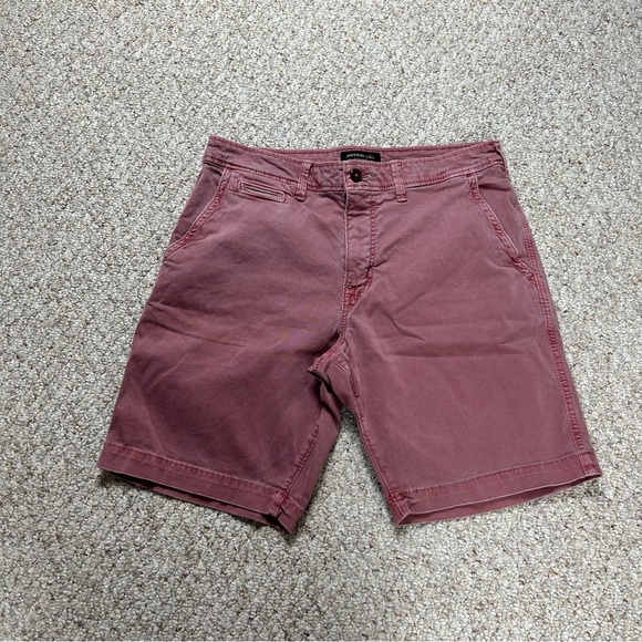 American Eagle Outfitters Other - American Eagle Outfitters Extreme Flex Chino Shorts Red Mens Size 33
